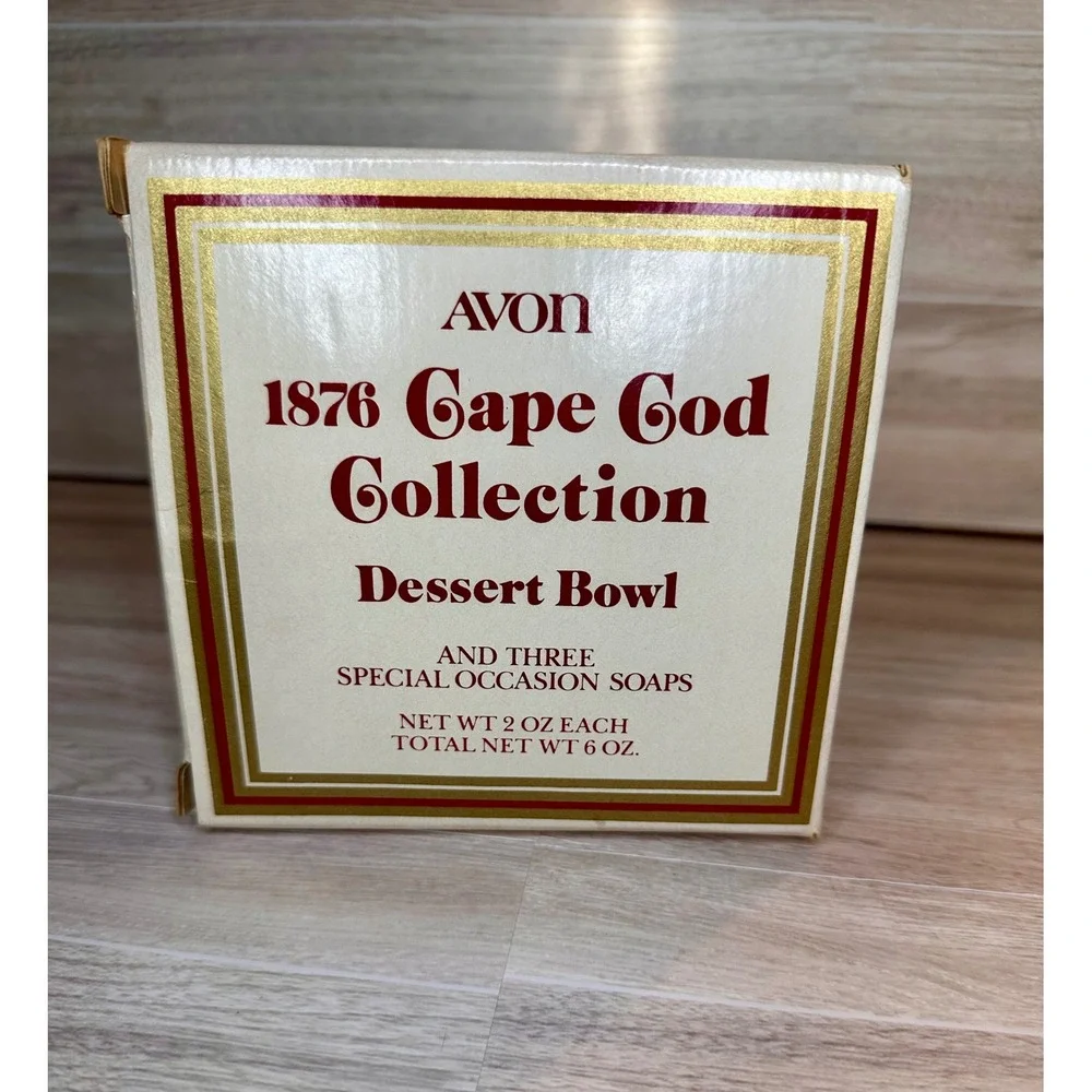 Avon Vintage Cape Cod Dessert Bowl Set Ruby Red Glass With Soaps 1876 Collection